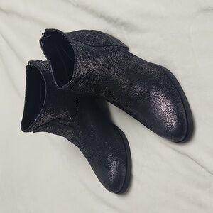 Not Rated Black Western Style Foil Boots